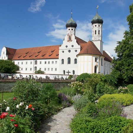 Kloster Benediktbeuern - Gastehaus Der Salesianer Don Bosco Εξωτερικό φωτογραφία