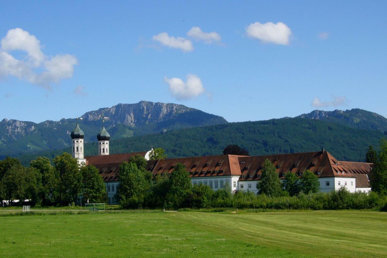 Kloster Benediktbeuern - Gastehaus Der Salesianer Don Bosco Εξωτερικό φωτογραφία